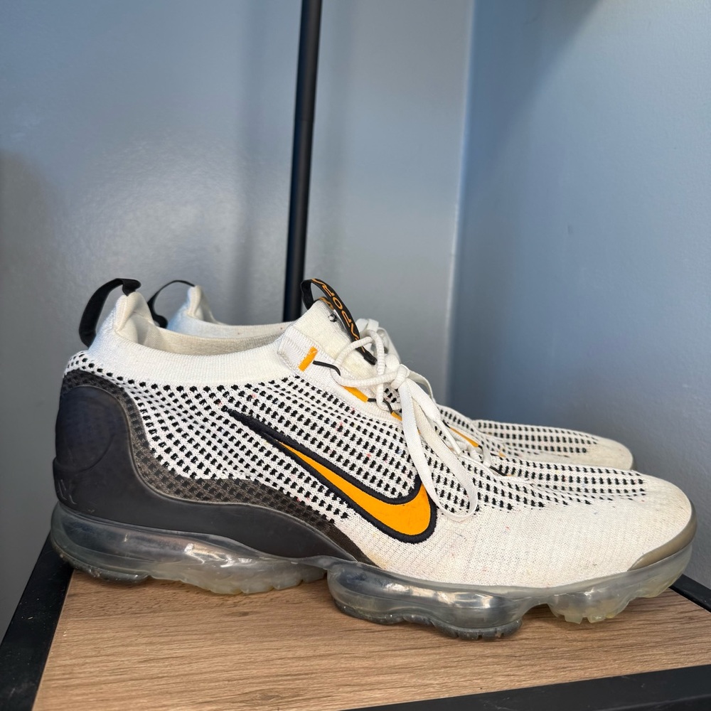 Nike White Black Yellow VaporMax Knit Sneakers